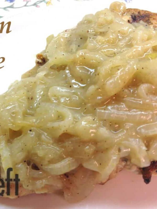 Grilled chicken topped with onion sauce